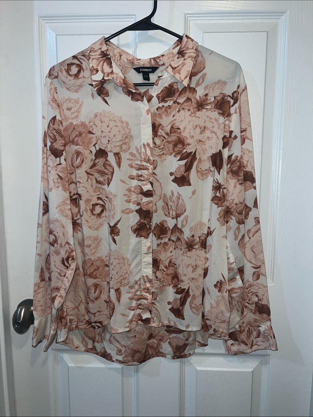 Express Floral Button-Down Blouse in Cream and Brown